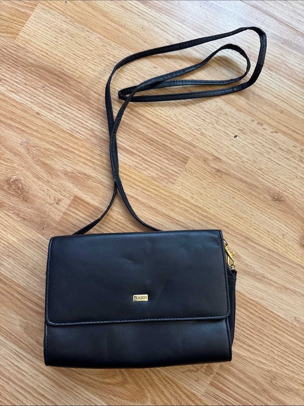 Buxton Leather Flap Crossbody with Gold Accent 🔅